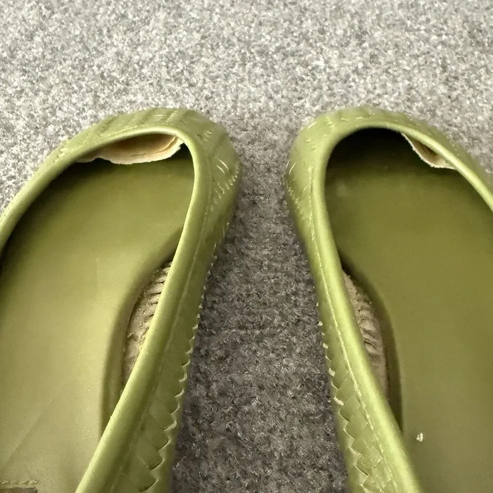 Gee WaWa Olive Green Woven Leather Round Toe Ballet Flats Comfort Shoes 9.5